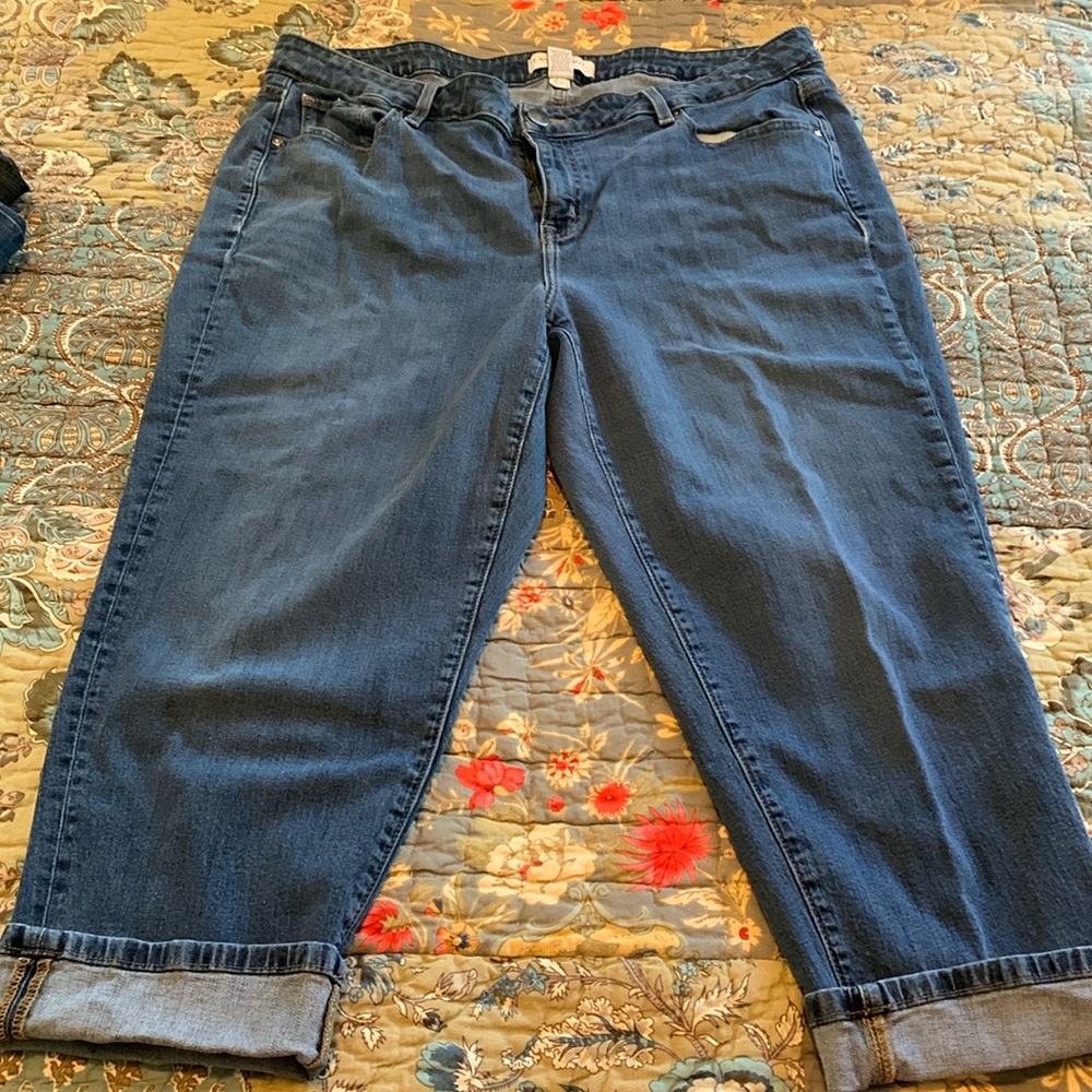 Lane Bryant mid rise, girlfriend crop, stretch denim jeans sz 20